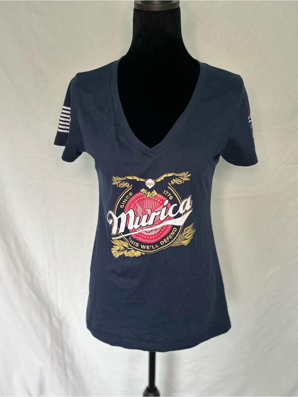 Grunt Style Women Murica Brewing Patriotic V-Neck Graphic T-Shirt Navy Large